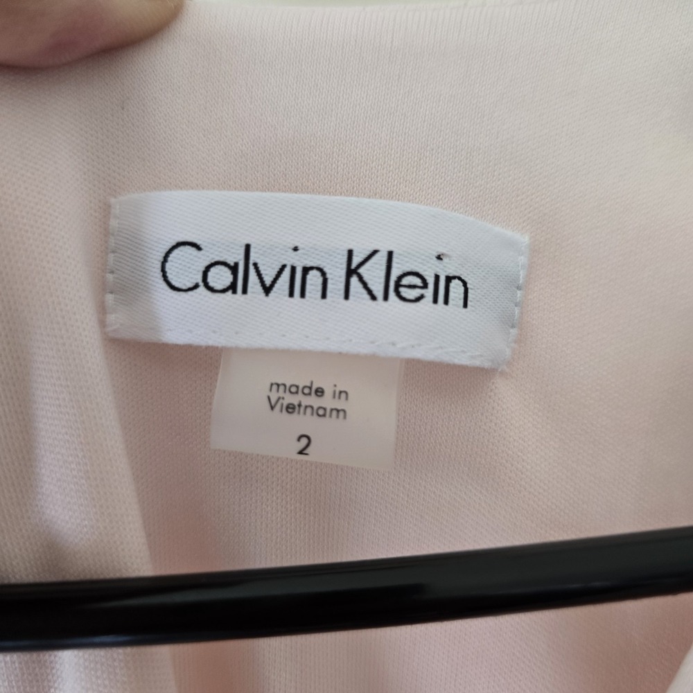 Calvin Klein Bodycon Feminine Office Barbie Blush Pink Cold Shoulder Dress Sz 2 - Picture 2 of 6